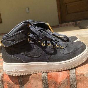 Black white and gold air forces